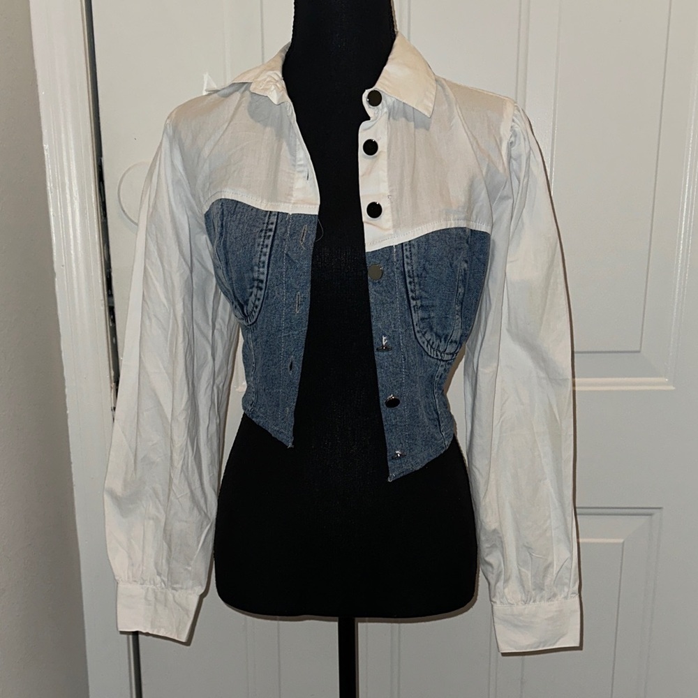 Chic Denim and White Button Down Shirt